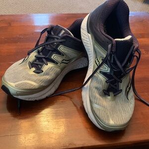 Saucony Men's Athletic Shoes - Navy and Grey